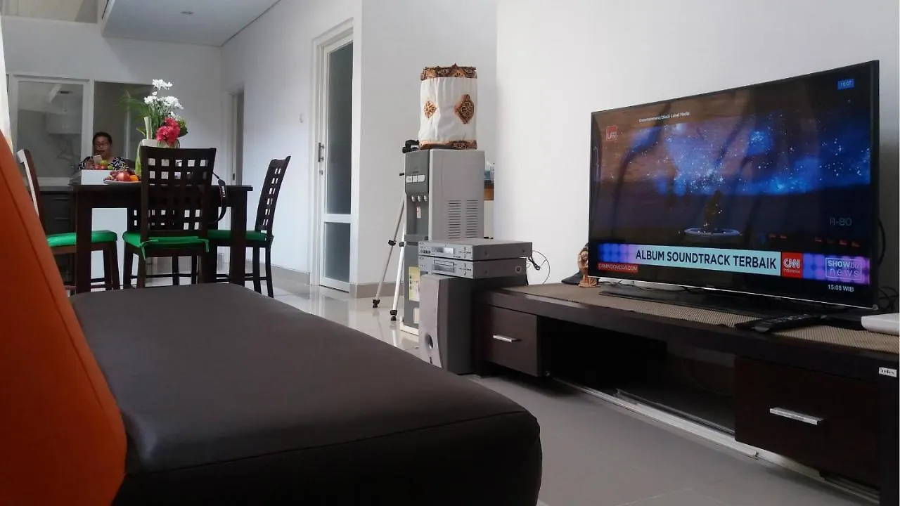 בית אירוח דירות ג'ימבאראן Donata House אינדונזיה