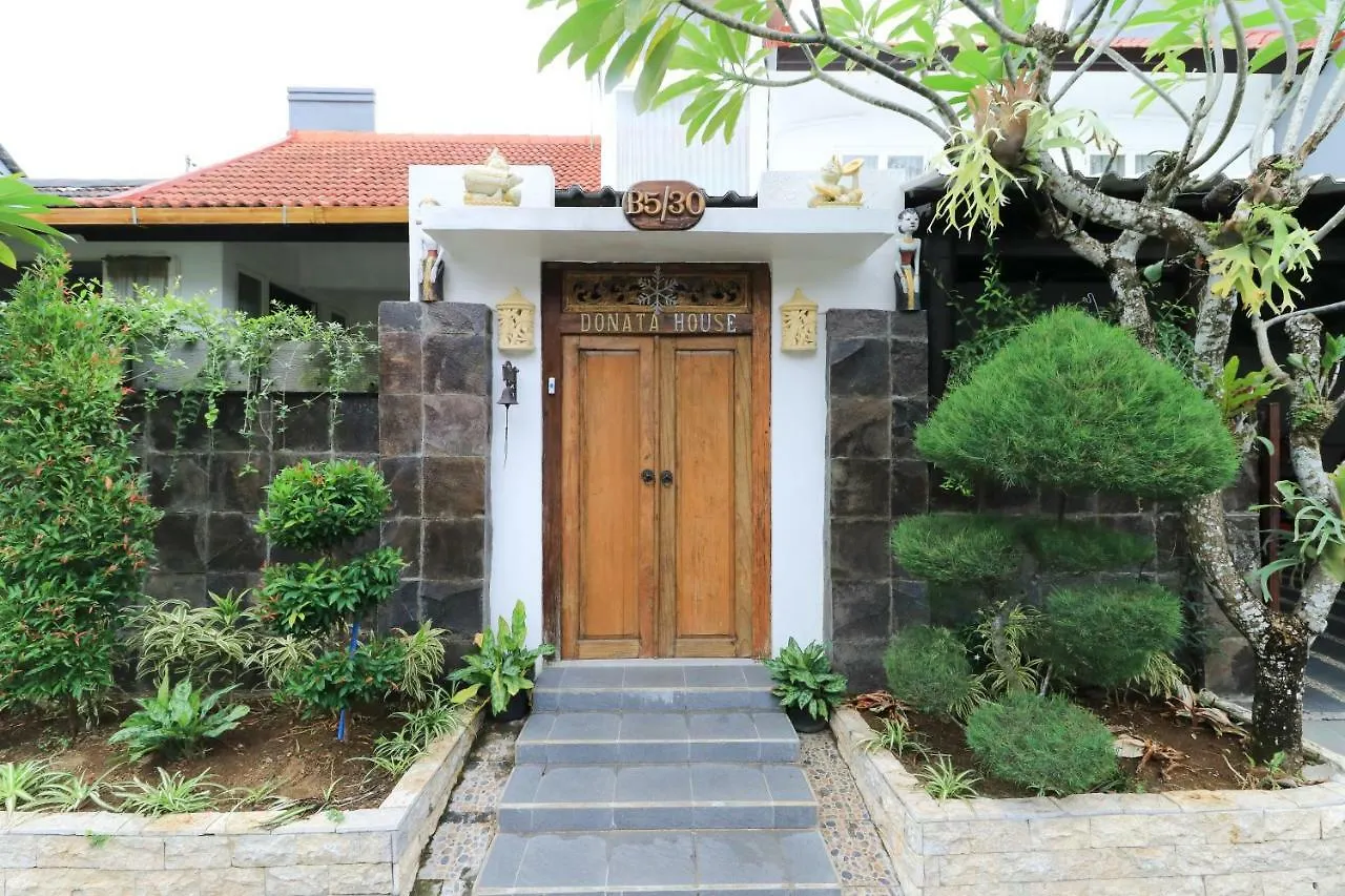 בית אירוח דירות ג'ימבאראן Donata House אינדונזיה